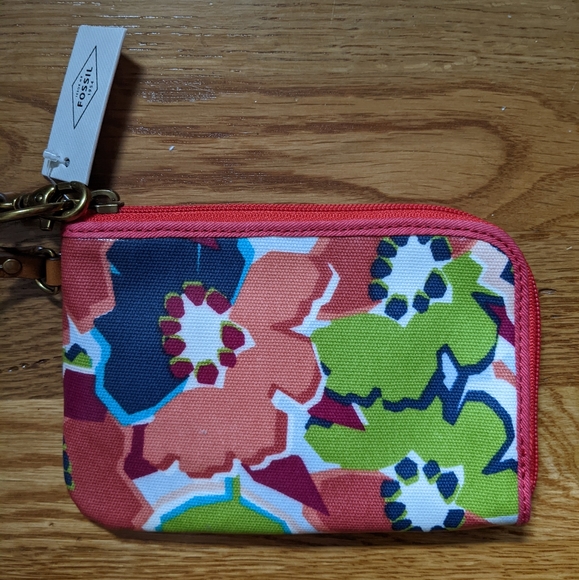 Fossil wristlet - Picture 2 of 7